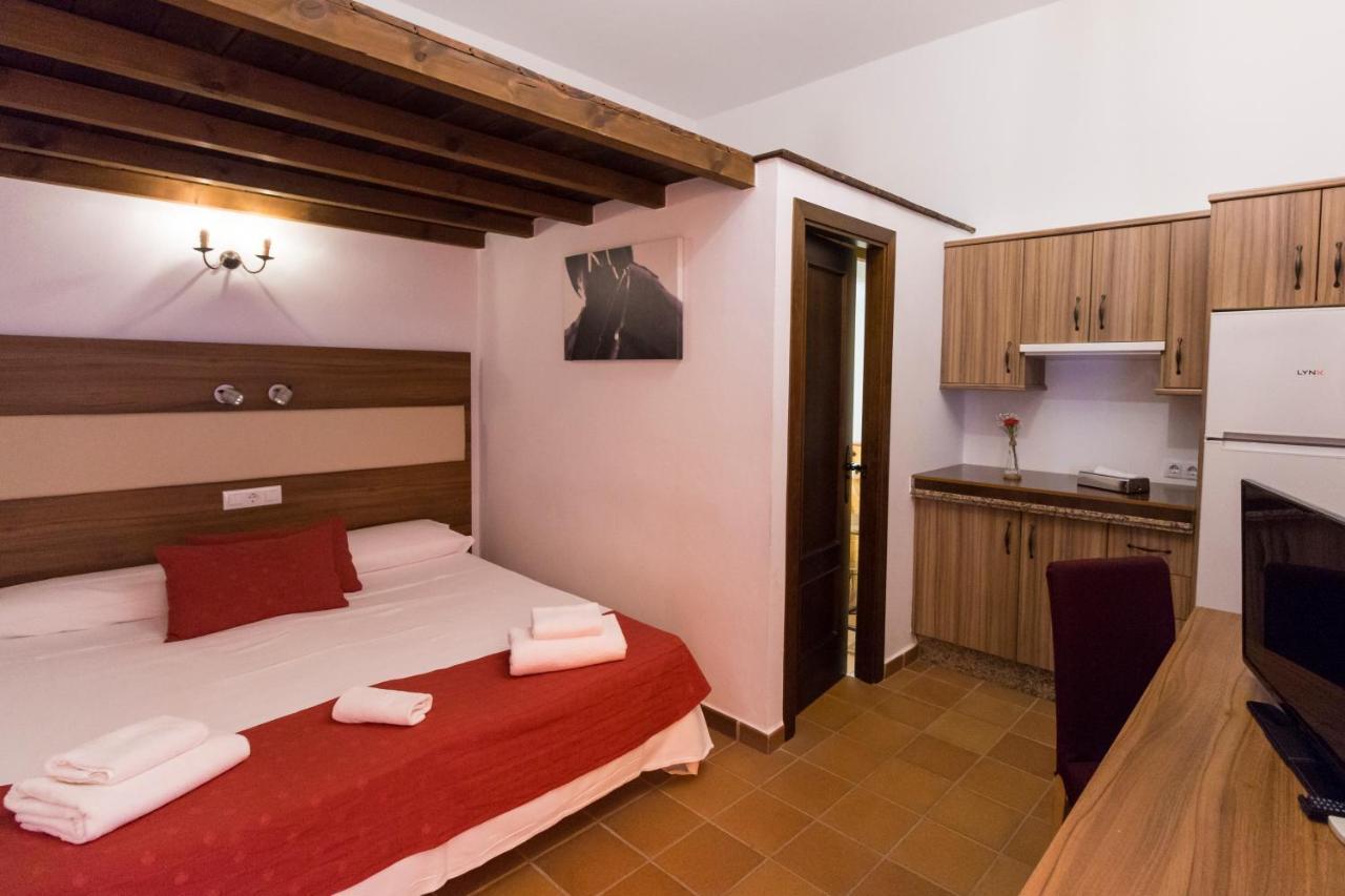 Hostal Rural La Fonda D엘로시오 외부 사진
